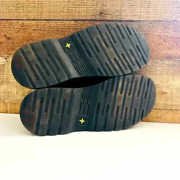 Dr. Martens Nevin Leather Black Oxfords - Picture 9 of 9